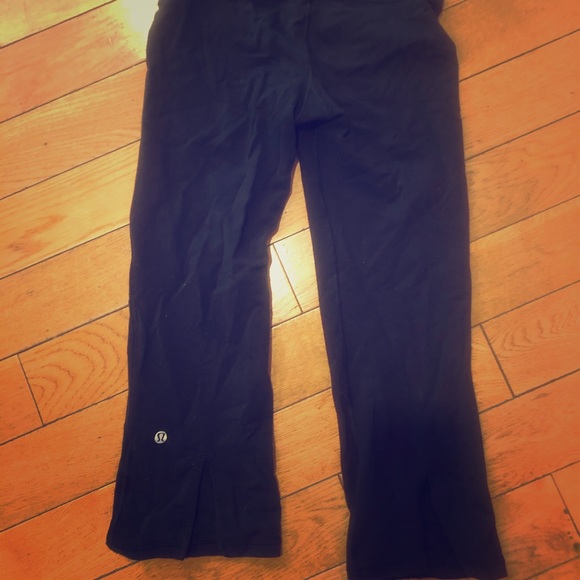 lululemon cropped yoga pant - Picture 2 of 5